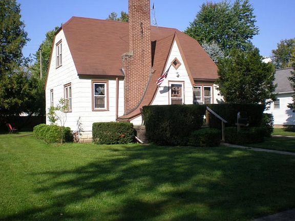 2nd image of 143 N Morse St