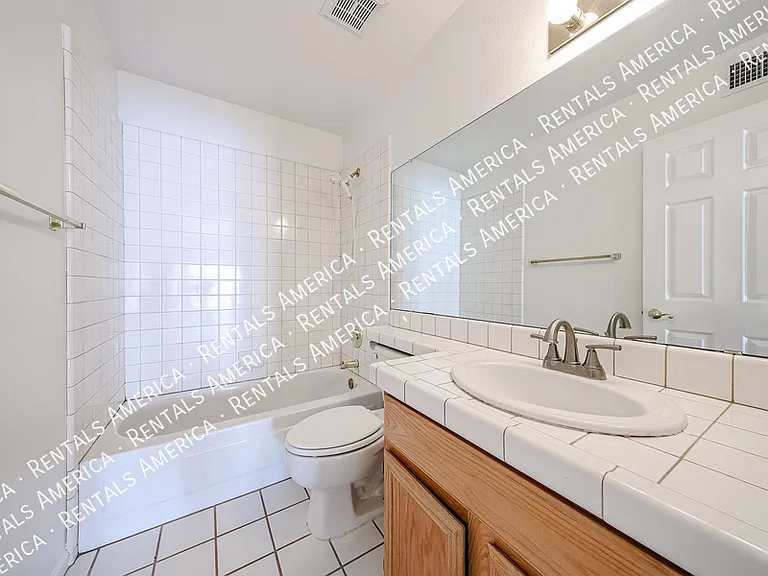 15831 N 6th Ave — Photo 28