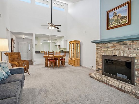 3rd image of 9629 Highland View Dr