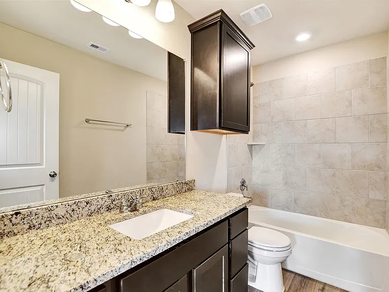 1006 Fannin St — Photo 29