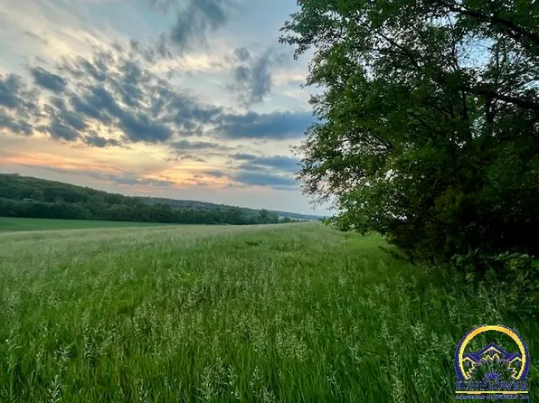 M/l East Rd #1100, Baldwin City, KS 66006