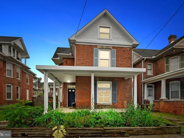 215 S Potomac St, Waynesboro, PA 17268