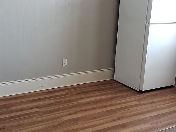 3rd image of 10 Prospect St APT 5