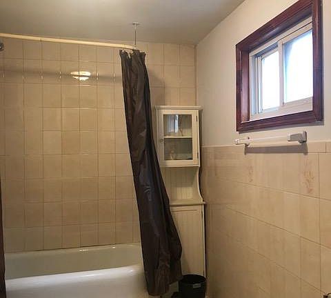 5th image of 8800 24th Ave #1R