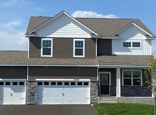 2494 Marsh View Ct, Shakopee, MN 55379
