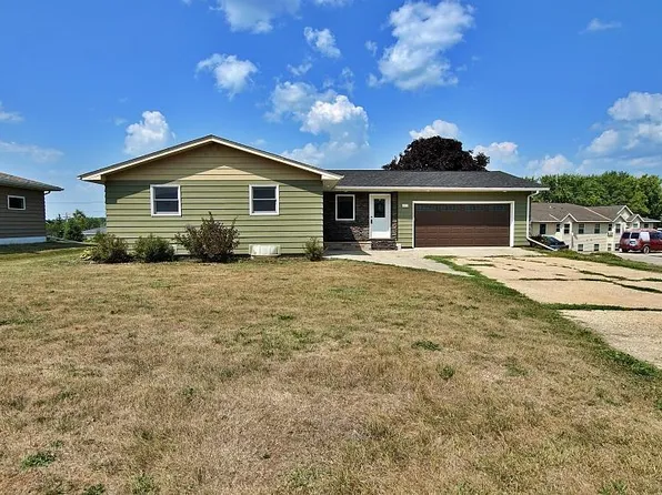 609 Fillmore Ave E, Mabel, MN 55954