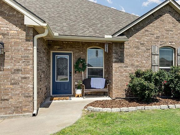2nd image of 8398 SW Sun Valley Dr