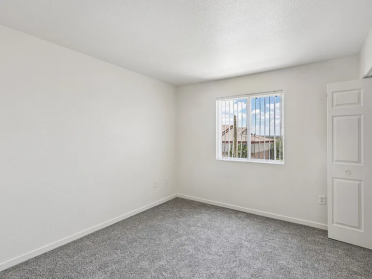 48-web-or-mls-unit B216-020