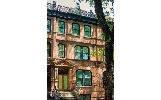 Rented by Douglas Elliman | media 35