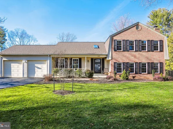 11205 Freas Dr, North Potomac, MD 20878