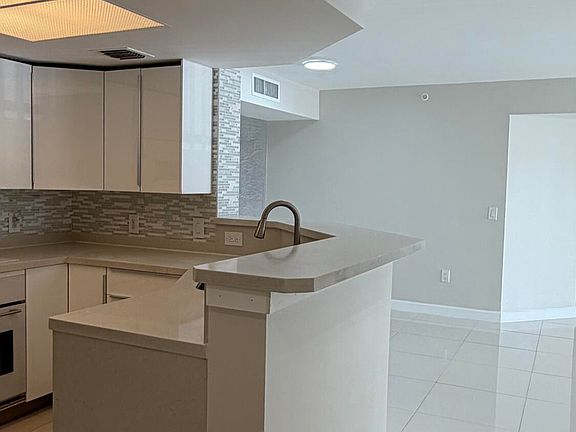 5th image of 5065 Wiles Rd APT 207
