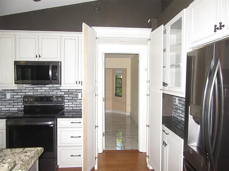 4059 Michel Tree St — Photo 9
