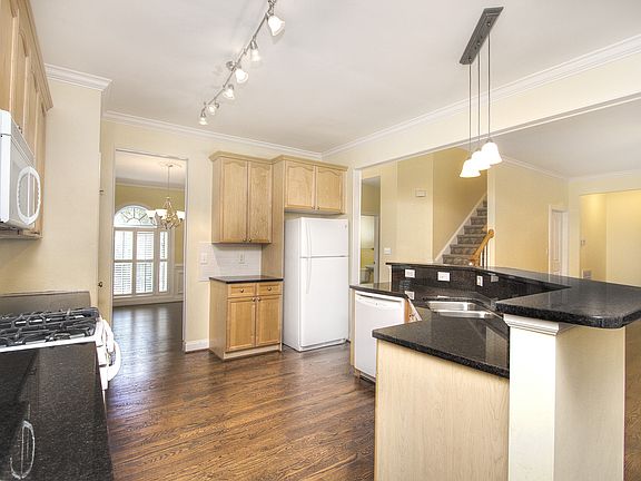 3rd image of 8902 Providence Estates Ct