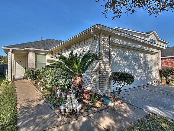 3rd image of 11703 Tierra Palms Ct