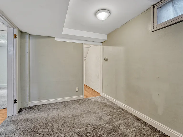 1445 S Lincoln St — Photo 11
