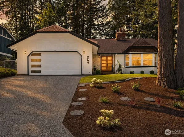 3704 72nd Avenue Ct W, University Place, WA 98466