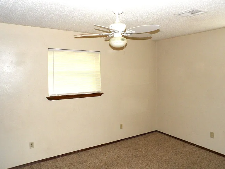 4536 SE Ellsworth Ave — Photo 9