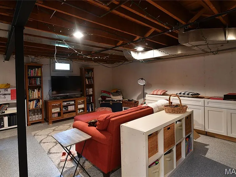 342 Greenleaf Dr — Photo 33