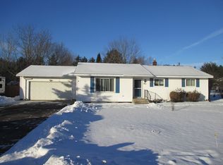 601 9th St, Plover, WI 54467