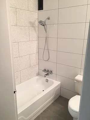 Rented by Lang Realty LLC | media 14