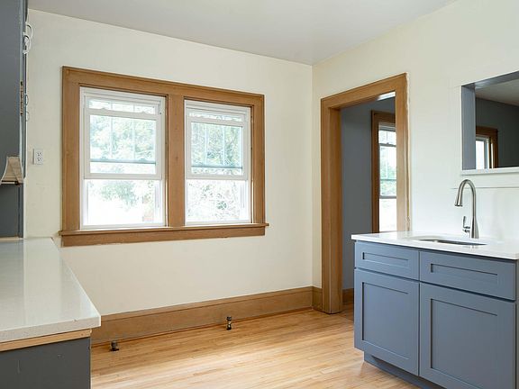 3rd image of 2401 3rd St NE #2