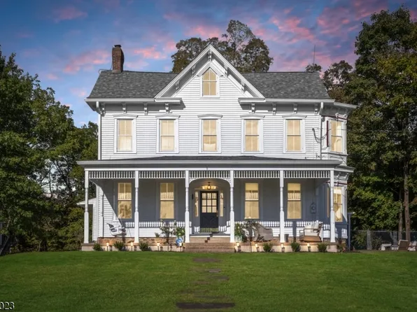 8 Nelson St, Readington Twp., NJ 08889