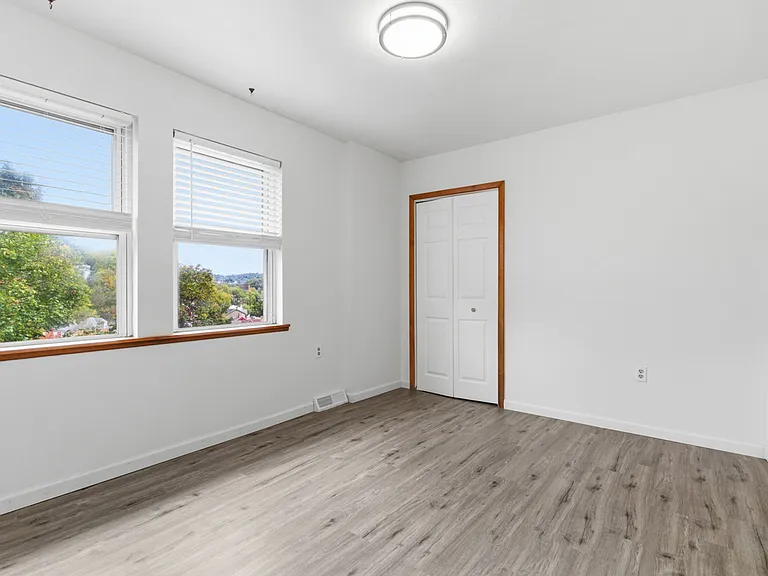 790 Highland Ave — Photo 12