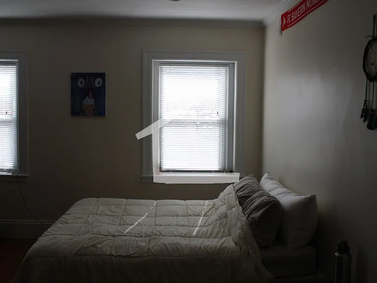 1616 Beacon St #3 — Photo 22