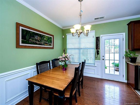 5th image of 8037 Willow Branch Dr #Townhouse 14