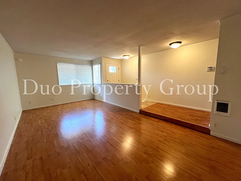 2035 Harvard Dr — Photo 4