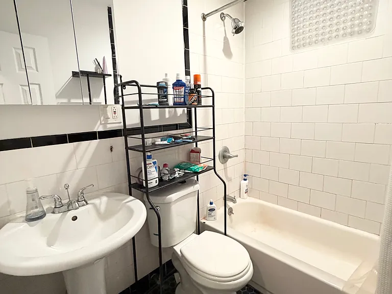 120 Macdougal St #9 — Photo 6
