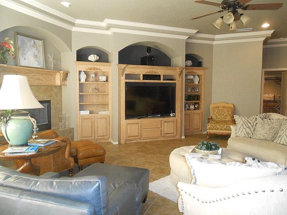 2nd image of 3005 San Martin Ct