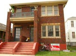 1712 Market St, Galveston, TX 77550