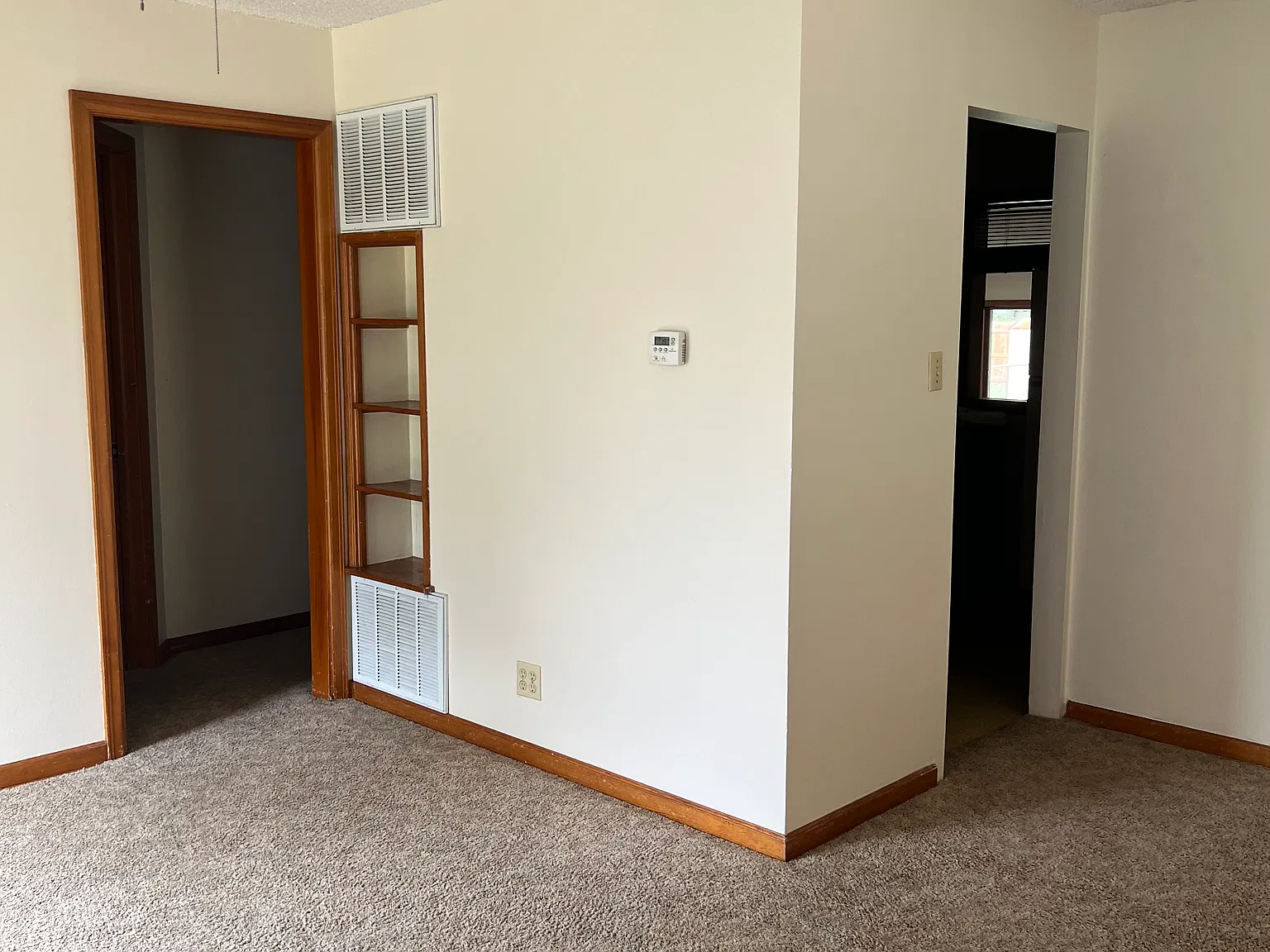 3 bed, 1089 sqft, $1,200 — Photo 4