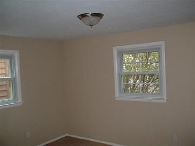 5th image of 672 Irving Park Blvd