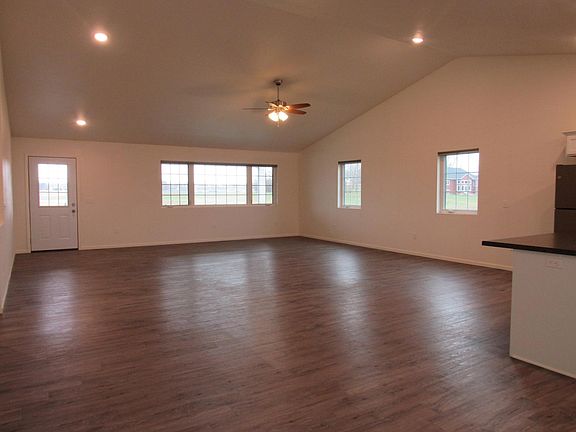 5th image of 103 Bluestem Dr