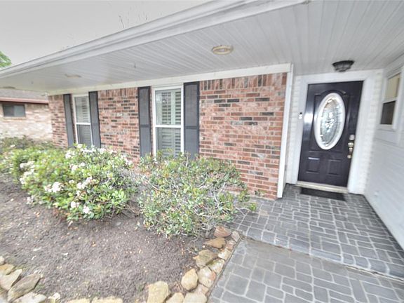 4th image of 214 Kirkaldy Dr