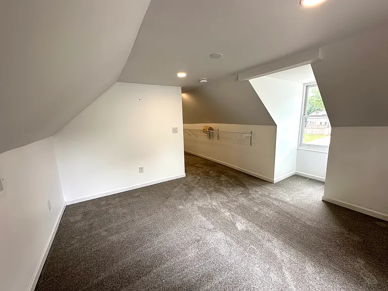 1466 Hardin Ave — Photo 38