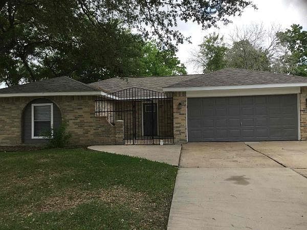 1st image of 2630 Willow Dr