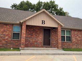 10940 Danny Bryan Rd #B2, Prairie Grove, AR 72753