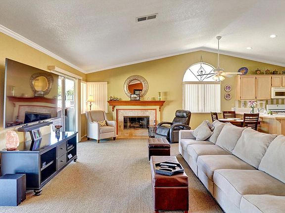 5th image of 9527 Oakmount Blvd