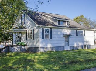 14 E 1st St, The Plains, OH 45780