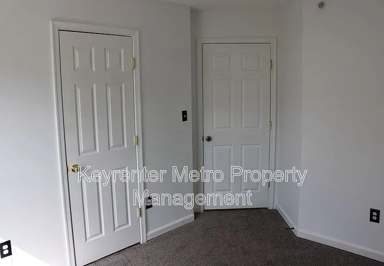 1005 Treeland Way — Photo 22