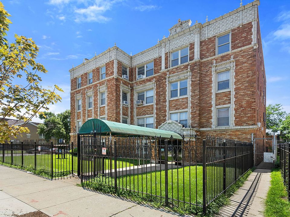 1st image of 7370 S South Shore Dr #3W