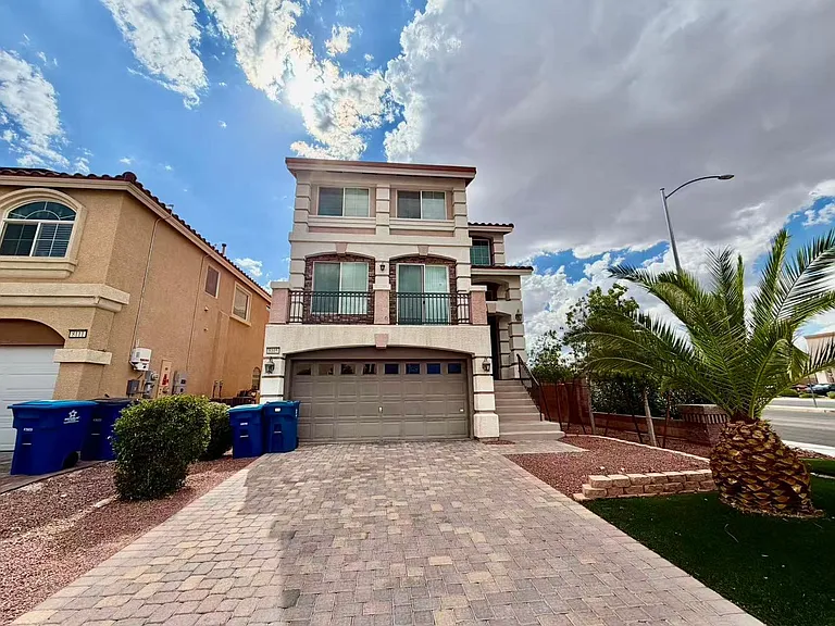 8105 Discovery Point St — Photo 1