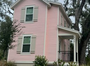 855 SW 5th Ter #855, Gainesville, FL 32601