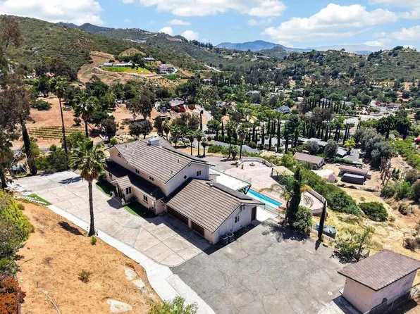 1710 Lotus Ln, El Cajon, CA 92021