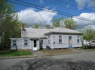 626 Pleasant St, Winthrop, MA 02152