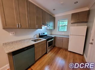 6974 N Greenview Ave #1, Chicago, IL 60626