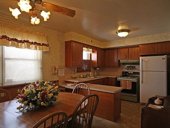 2nd image of 4272 Patricia Ave